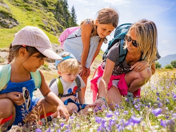 enfants alpe d'huez en été