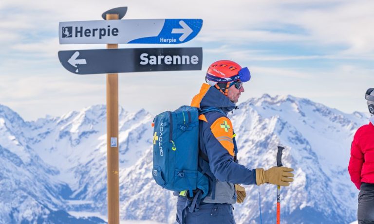 Piste de la Sarenne au matin