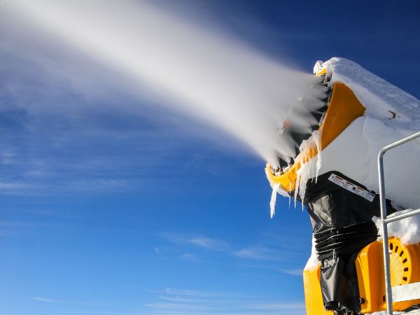 canon à neige alpe d'huez