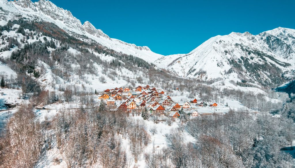 Vaujany station